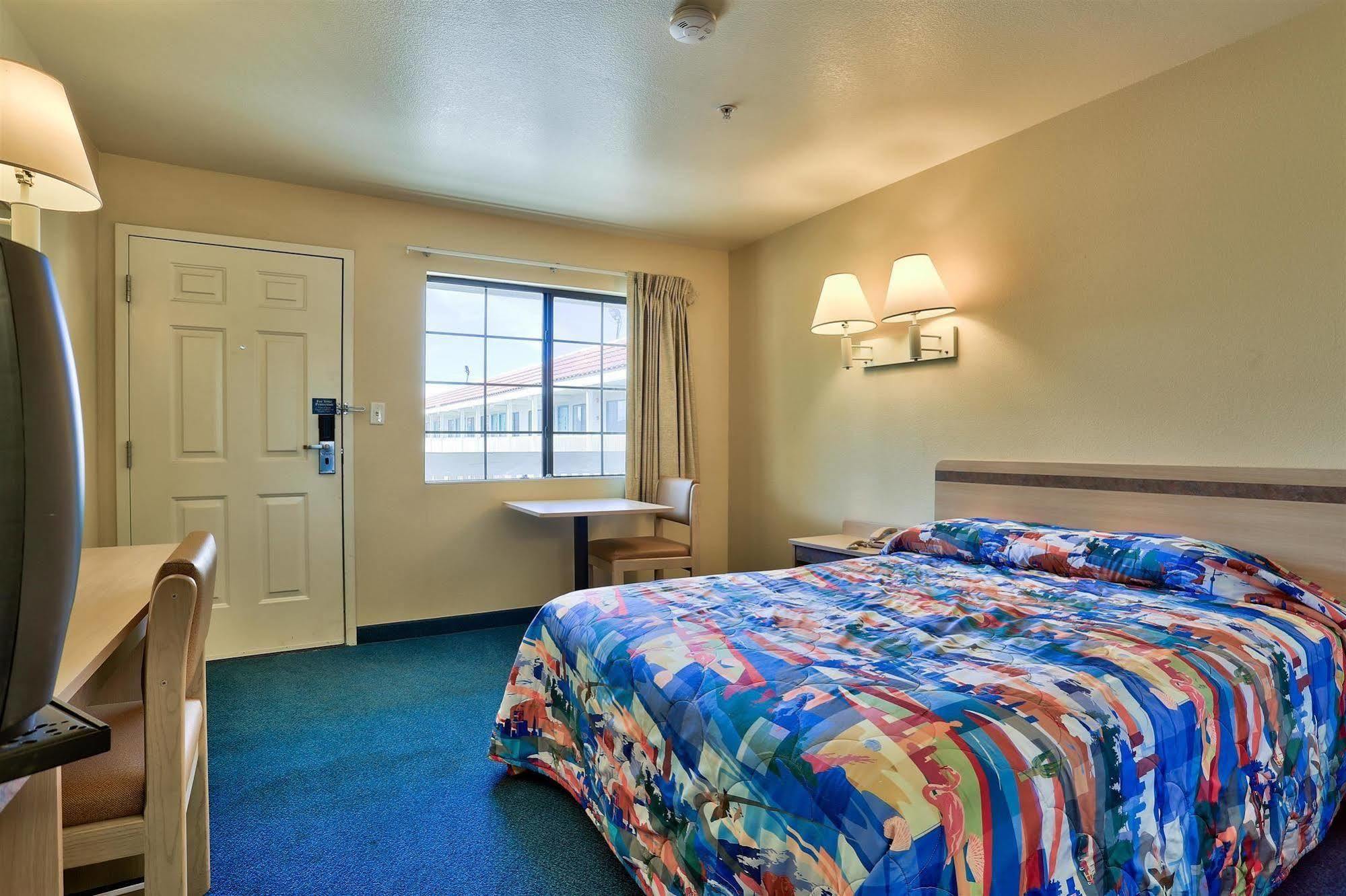 Motel 6-Kingman, Az - Route 66 East Bagian luar foto